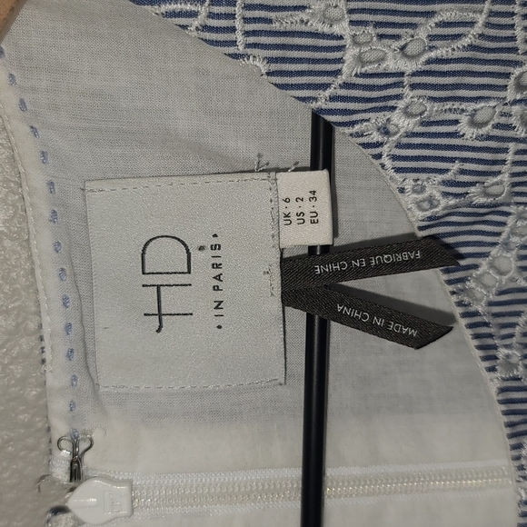 HD in Paris from Anthropologie Pia Eyelet Sleeveless Top - Picture 2 of 8